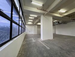 Henderson Building (D3), Factory #572591801